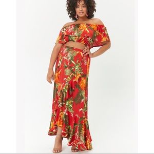 Forever 21 Plus Red Floral Skirt Set